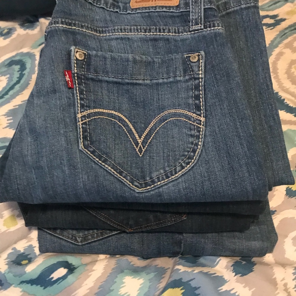 Levi’s (4) pair SOLD